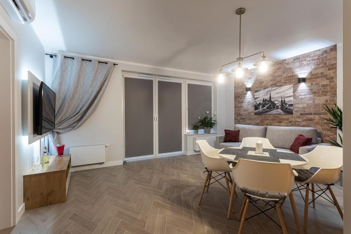 B&W Luxurious Apartment In The Center Of Wrocław Eksteriør bilde